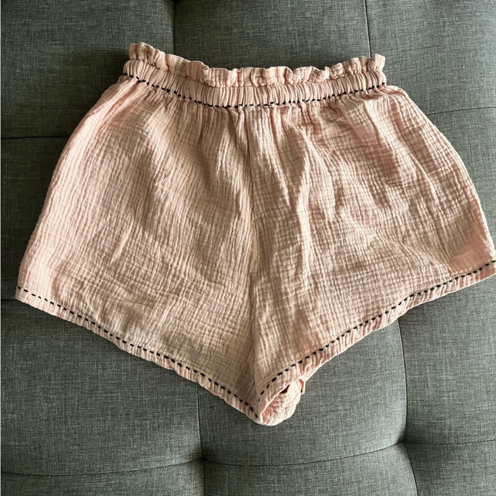 Shorts - Picture 3 of 3